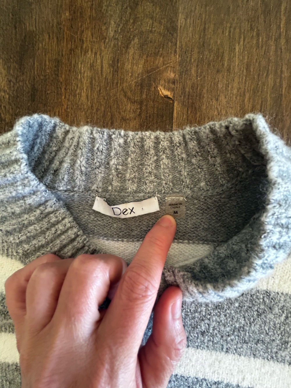 Dex Grey & White Striped Oversized Knit Pullover Sweater - Size M - Picture 5 of 8